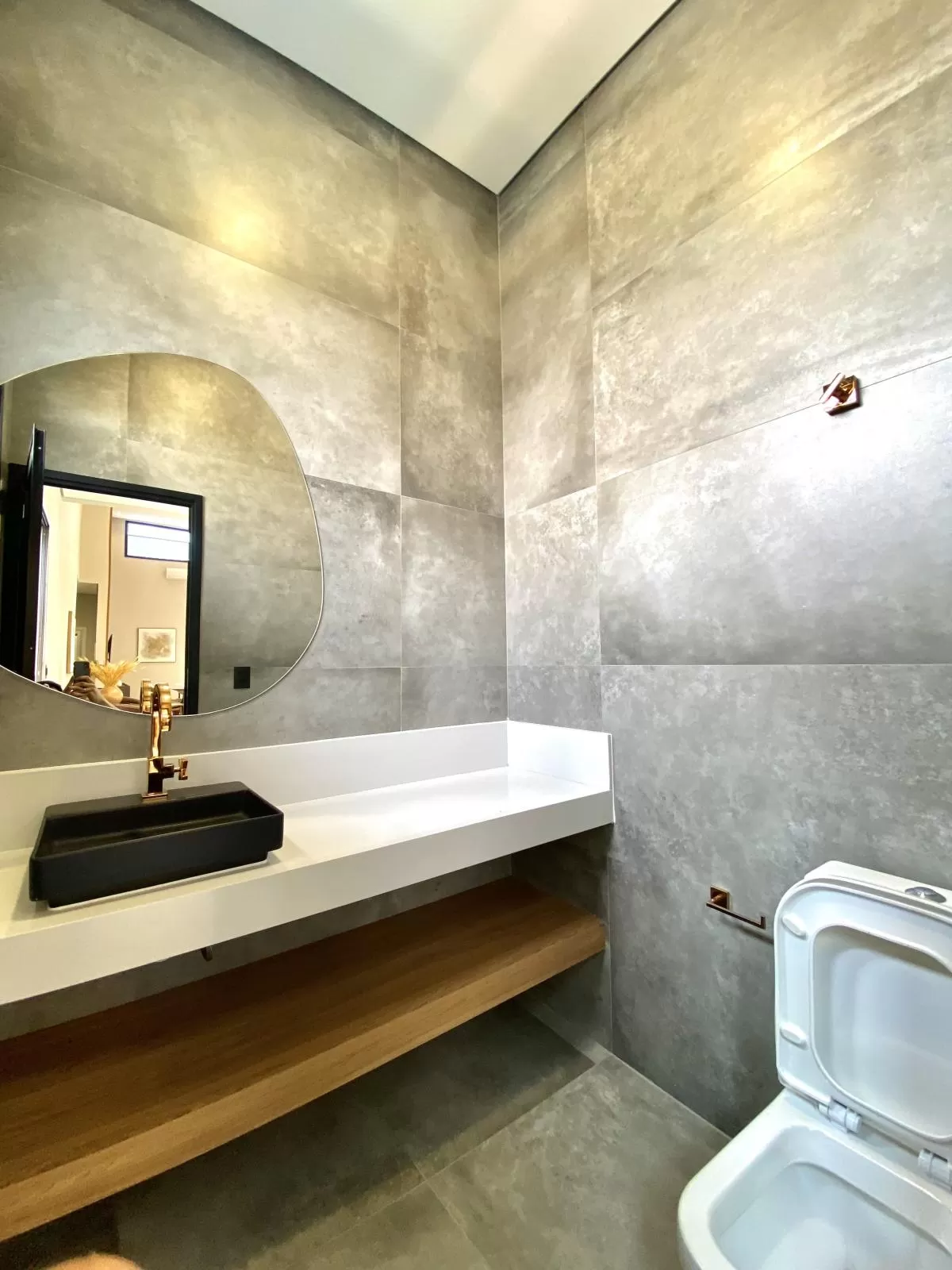 Linda Casa Térrea no Condomínio Chácara Ondina em Sorocaba/SP