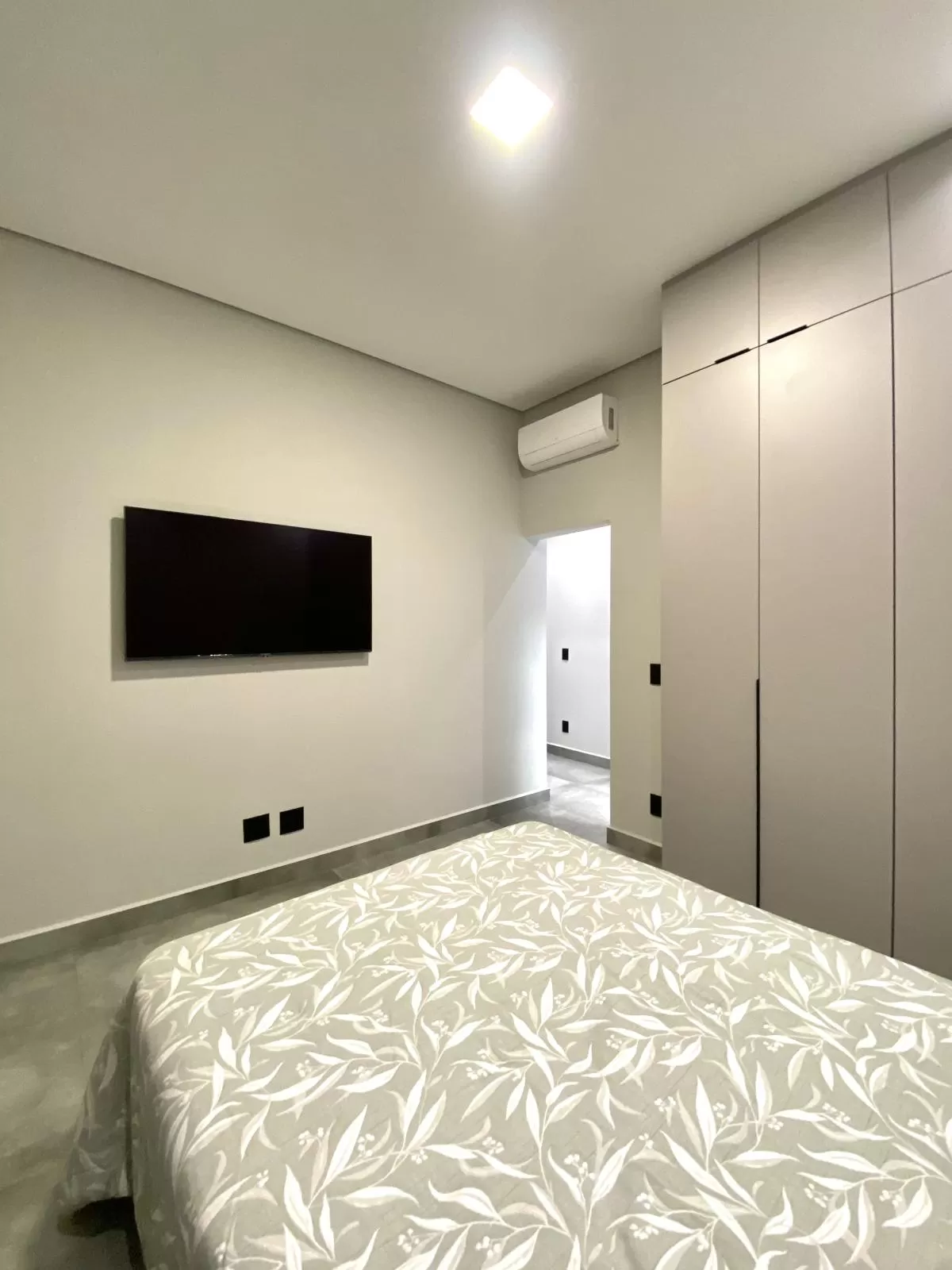 Linda Casa Térrea no Condomínio Chácara Ondina em Sorocaba/SP