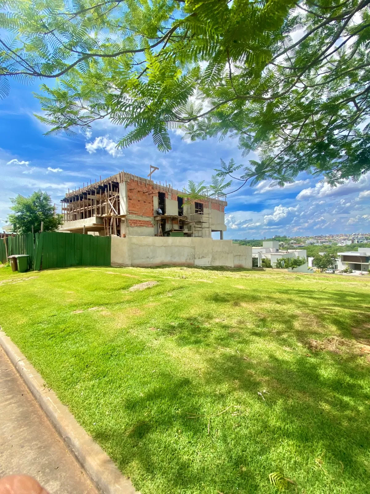 Terreno à Venda com excelente localização, 452m² no Condomínio Alphaville Nova Esplanada 4 em Votorantim/SP