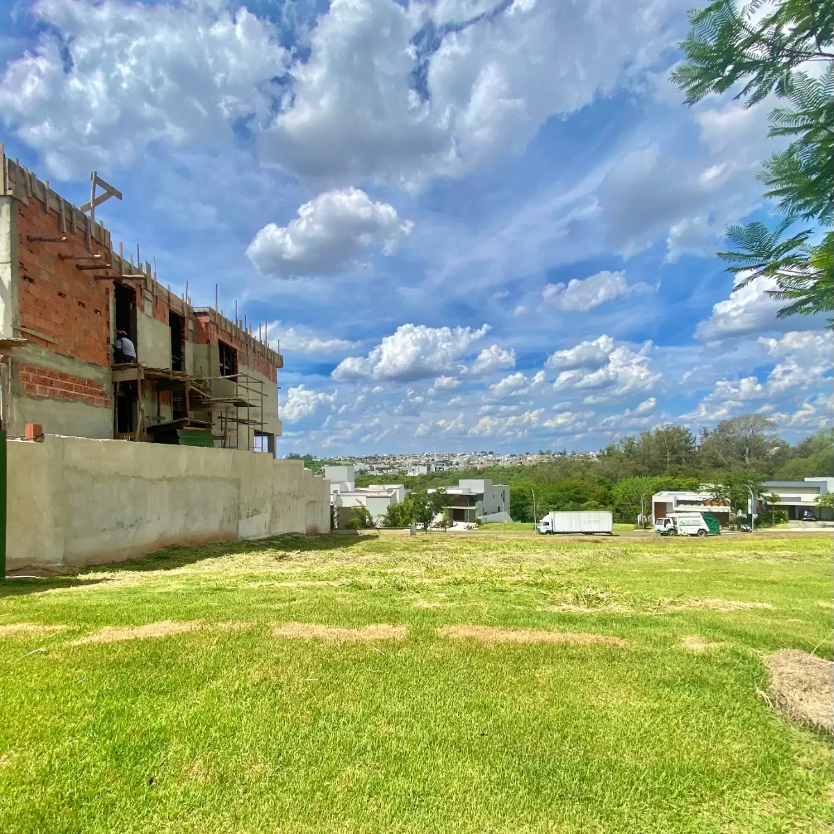 Terreno à Venda com excelente localização, 452m² no Condomínio Alphaville Nova Esplanada 4 em Votorantim/SP