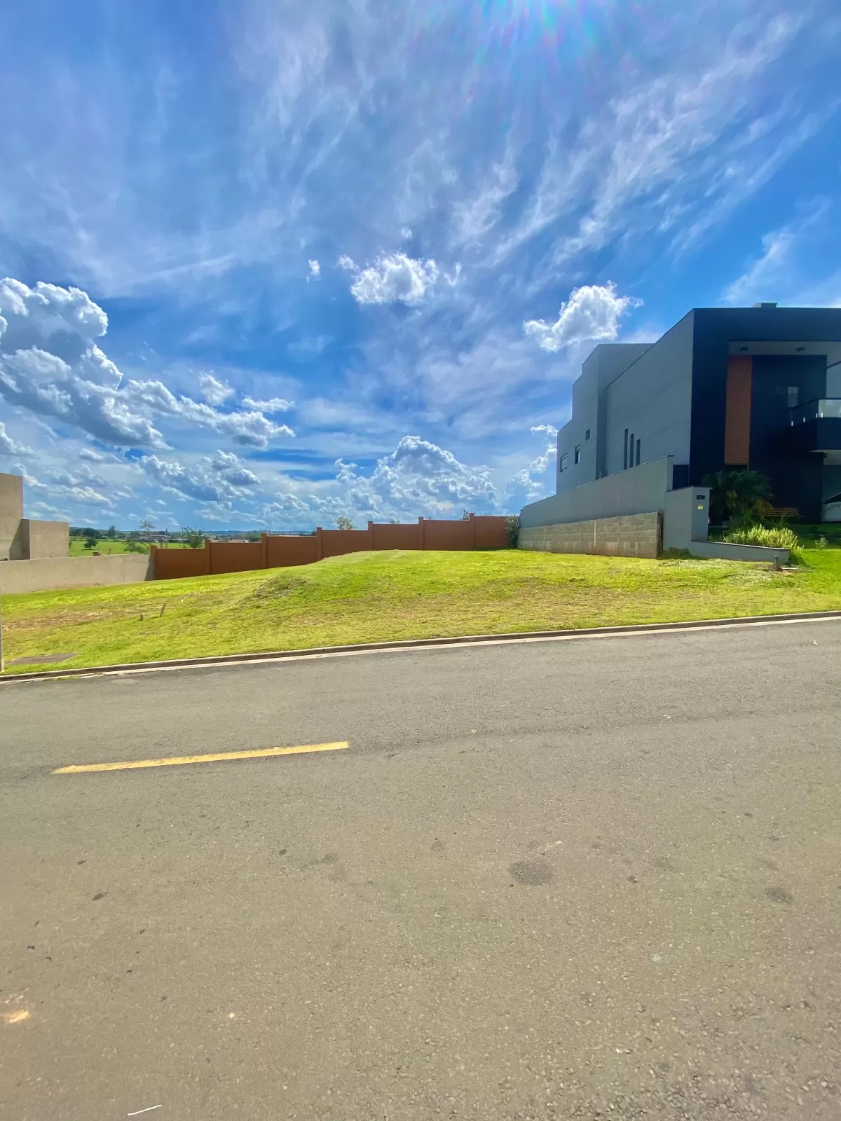 Terreno à Venda com topografia ideal, 458m² no Condomínio Alphaville Nova Esplanada 4 em Votorantim/SP