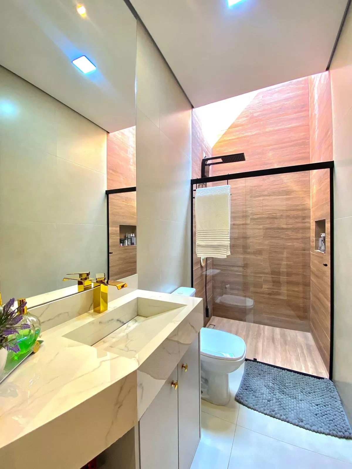 Casa à Venda no Condomínio Terras de São Francisco em Sorocaba/SP