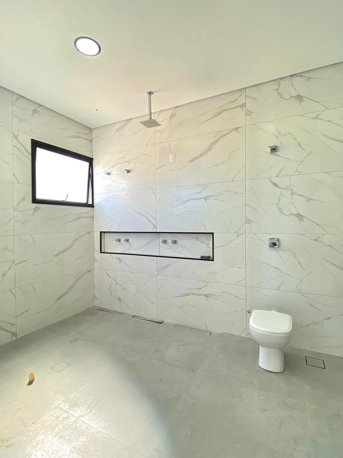 Casa de Esquina à Venda no Condomínio Ibirapuera em Sorocaba/SP Casa de Esquina à Venda no Condomínio Ibirapuera em Sorocaba/SP