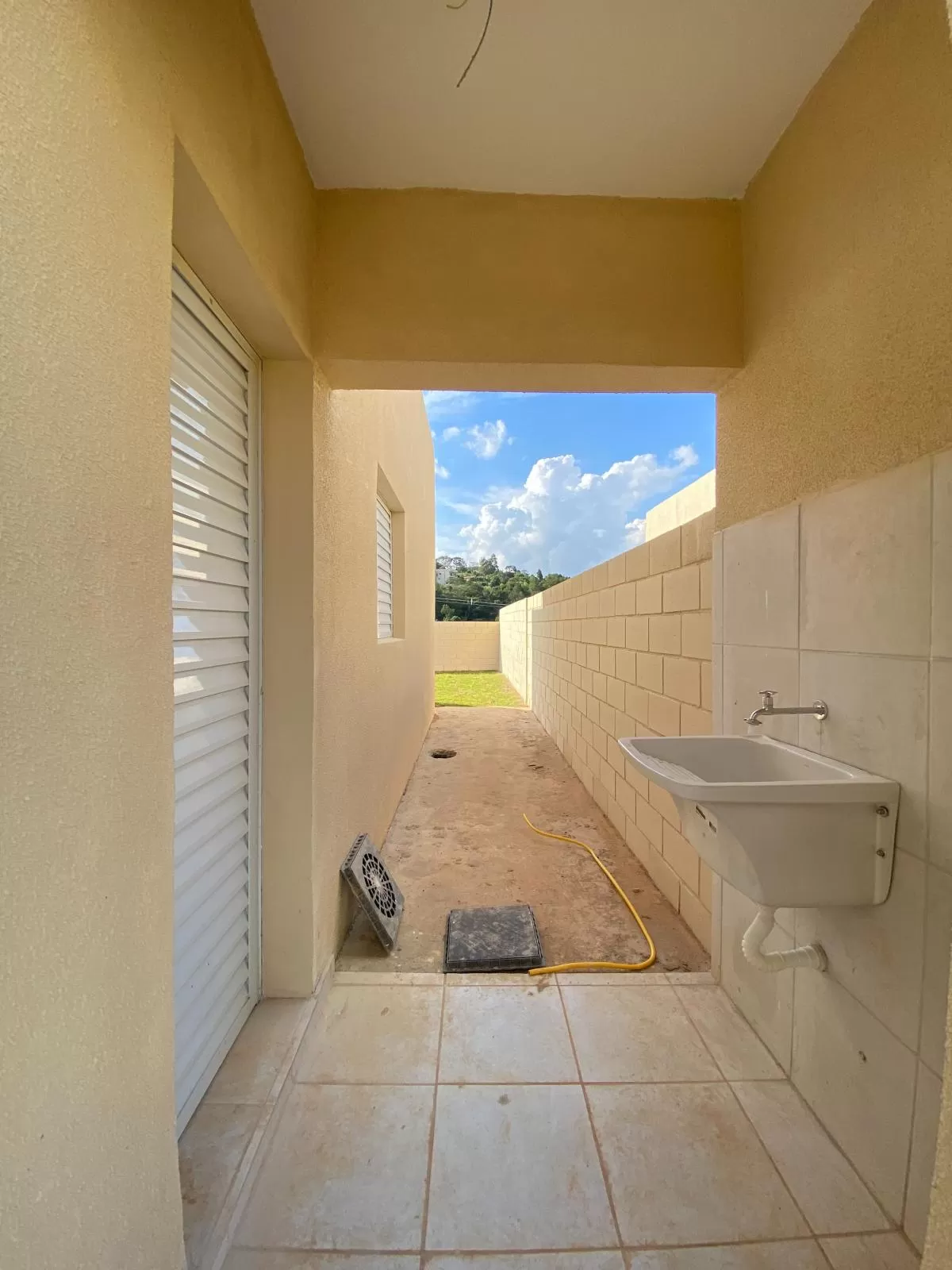 Casas à Venda com 2 dormitórios e quintal amplo, 50m² no Condomínio Green Place em Votorantim/SP