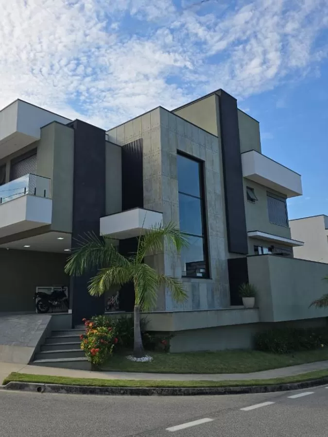 Linda Casa à Venda no Condomínio Horto Florestal Villagio em Sorocaba/SP Linda Casa à Venda no Condomínio Horto Florestal Villagio em Sorocaba/SP