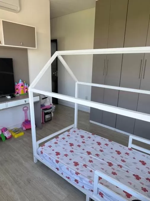 Linda Casa à Venda no Condomínio Horto Florestal Villagio em Sorocaba/SP Linda Casa à Venda no Condomínio Horto Florestal Villagio em Sorocaba/SP