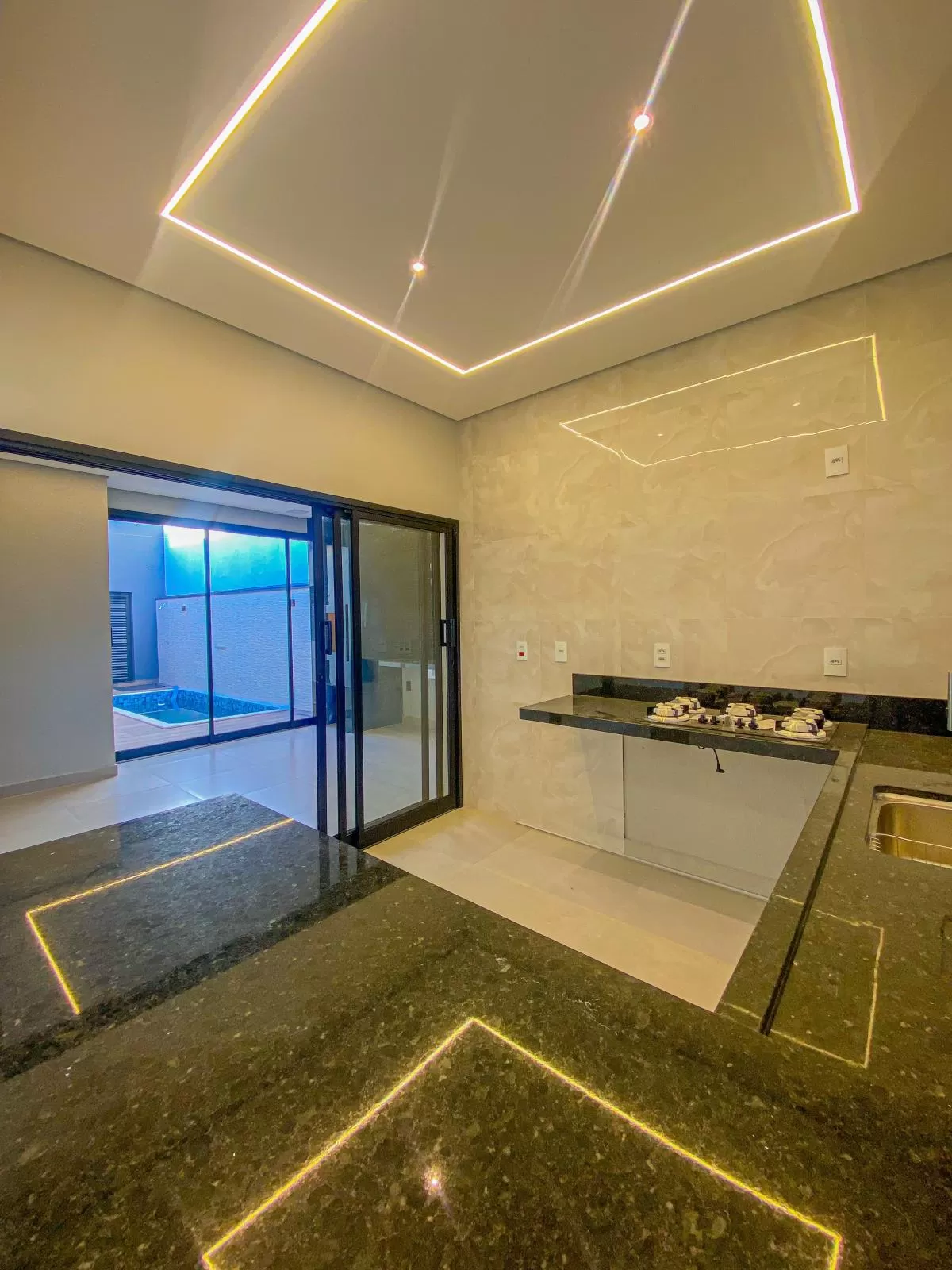 Casa Térrea à Venda no Condomínio Reserva Ipanema em Sorocaba/SP Casa Térrea à Venda no Condomínio Reserva Ipanema em Sorocaba/SP