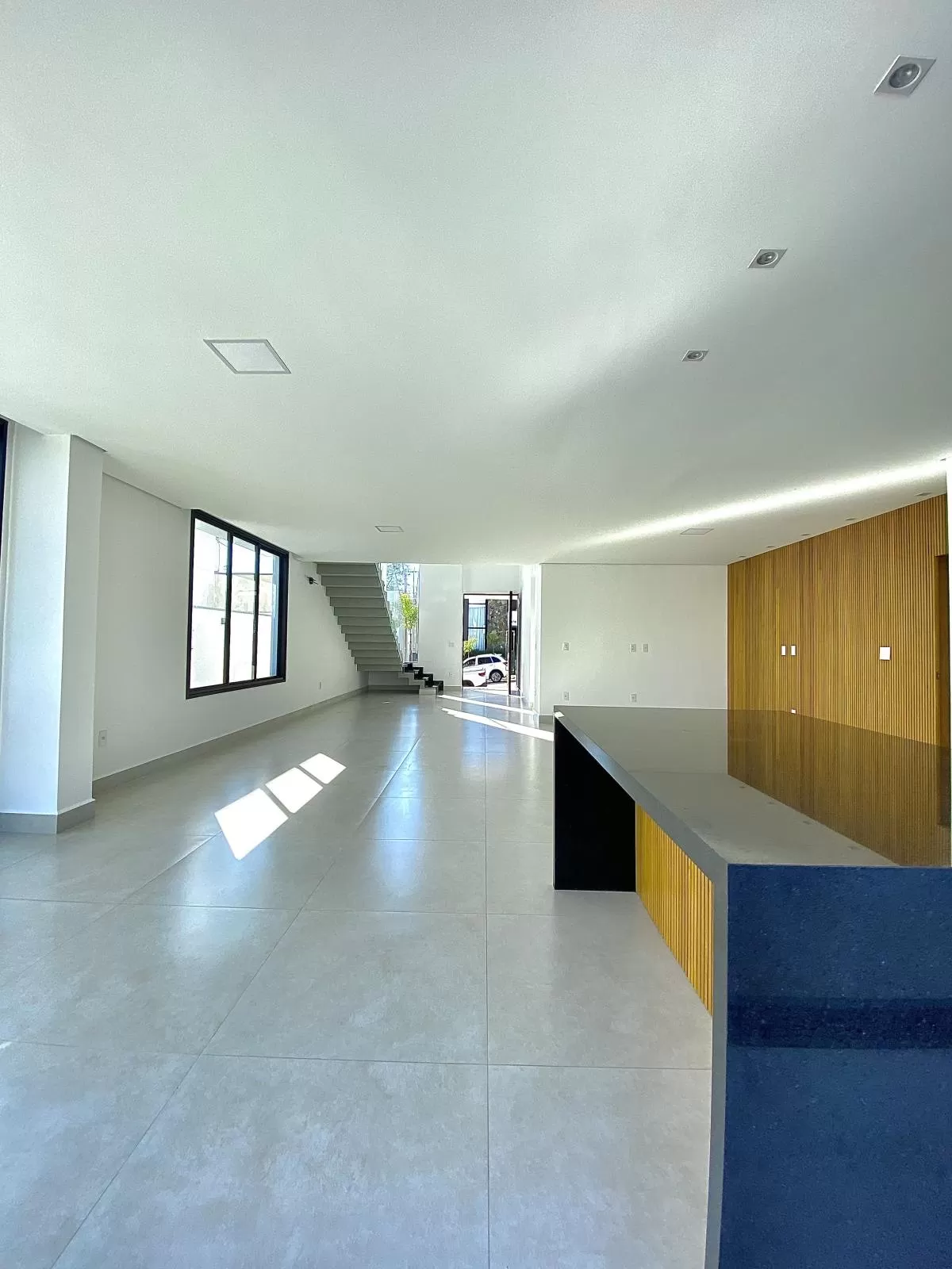 Sobrado à Venda com 3 suítes, escritório e área gourmet com piscina, 275m² no Condomínio Cyrela Landscape em Votorantim/SP