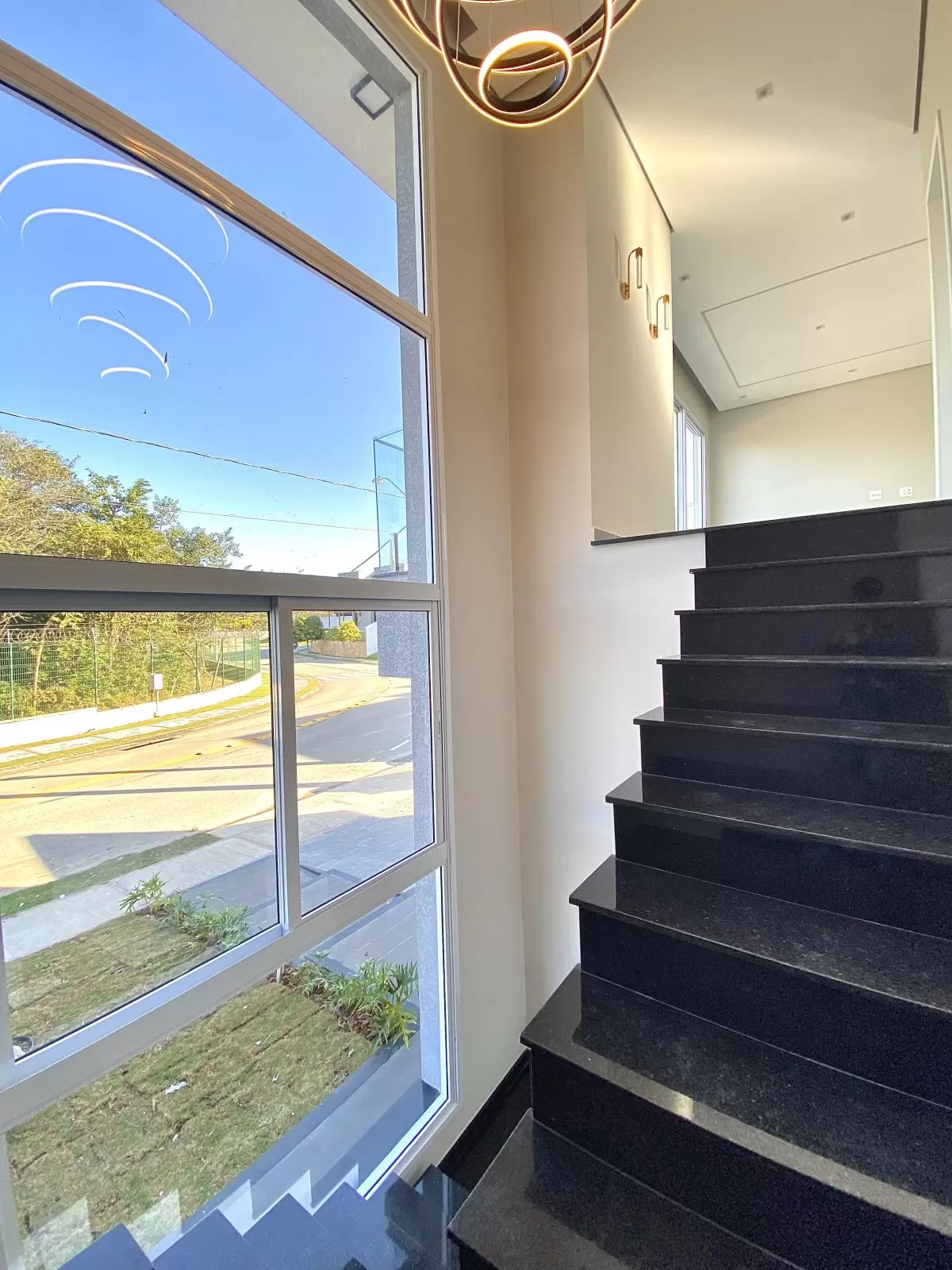 Sobrado à Venda com 3 suítes, e área gourmet completa com piscina, 242m² no Condomínio Cyrela Landscape em Votorantim/SP