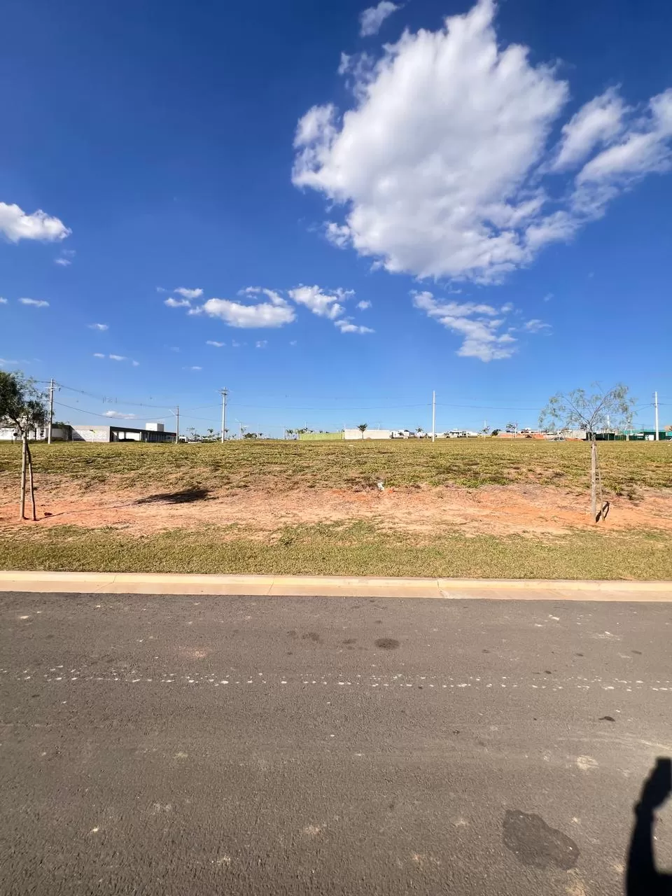 Terreno à Venda com topografia privilegiada, 300m² no Condomínio Terras Alpha em Votorantim/SP