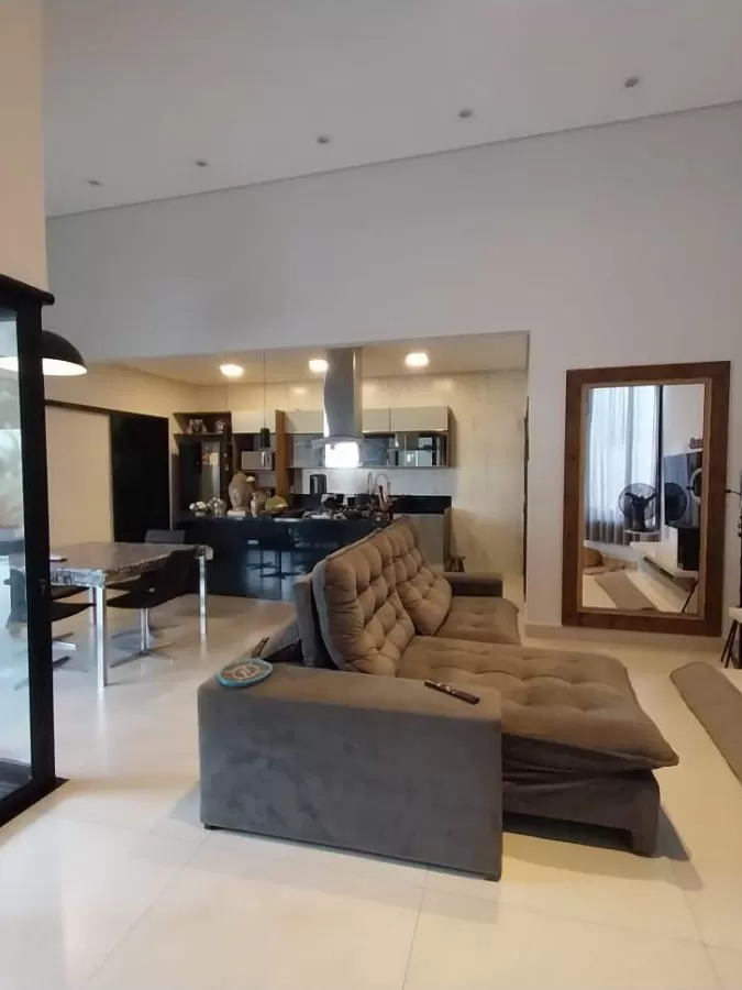 Casa à Venda e Locação no Condomínio Residencial Jardim