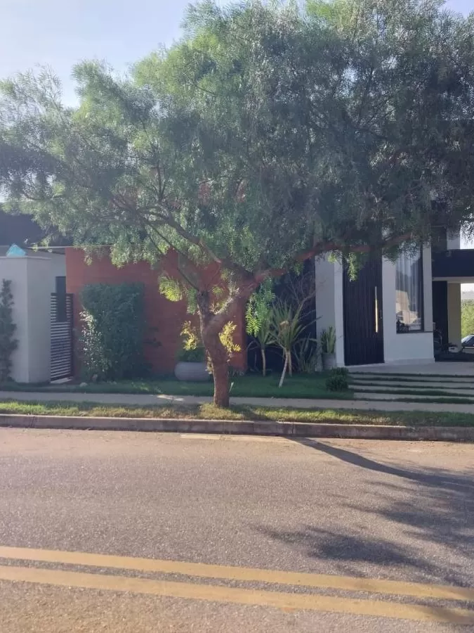 Casa à Venda e Locação no Condomínio Residencial Jardim