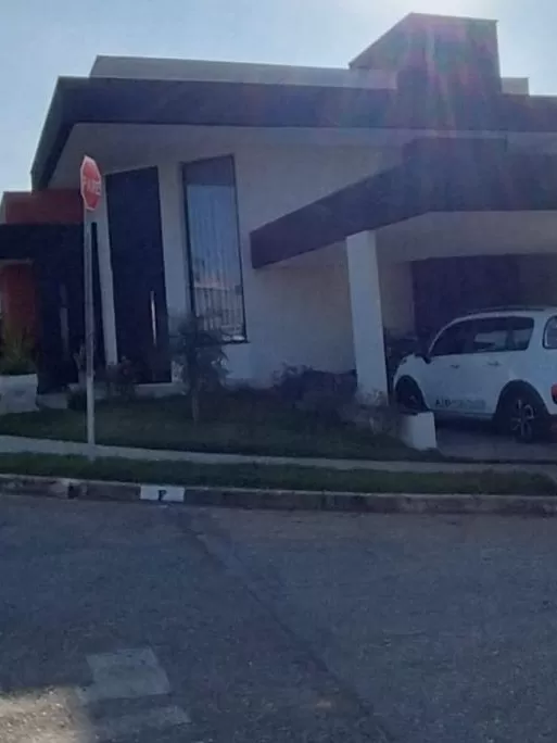 Casa à Venda e Locação no Condomínio Residencial Jardim