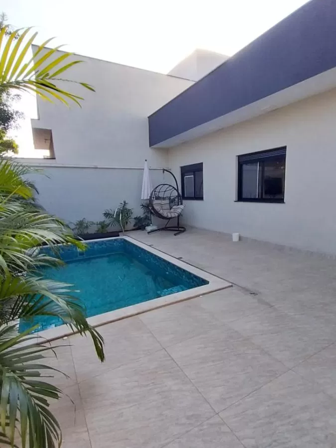 Casa à Venda e Locação no Condomínio Residencial Jardim