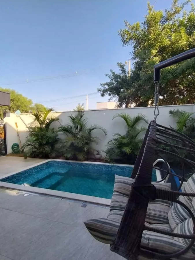 Casa à Venda e Locação no Condomínio Residencial Jardim