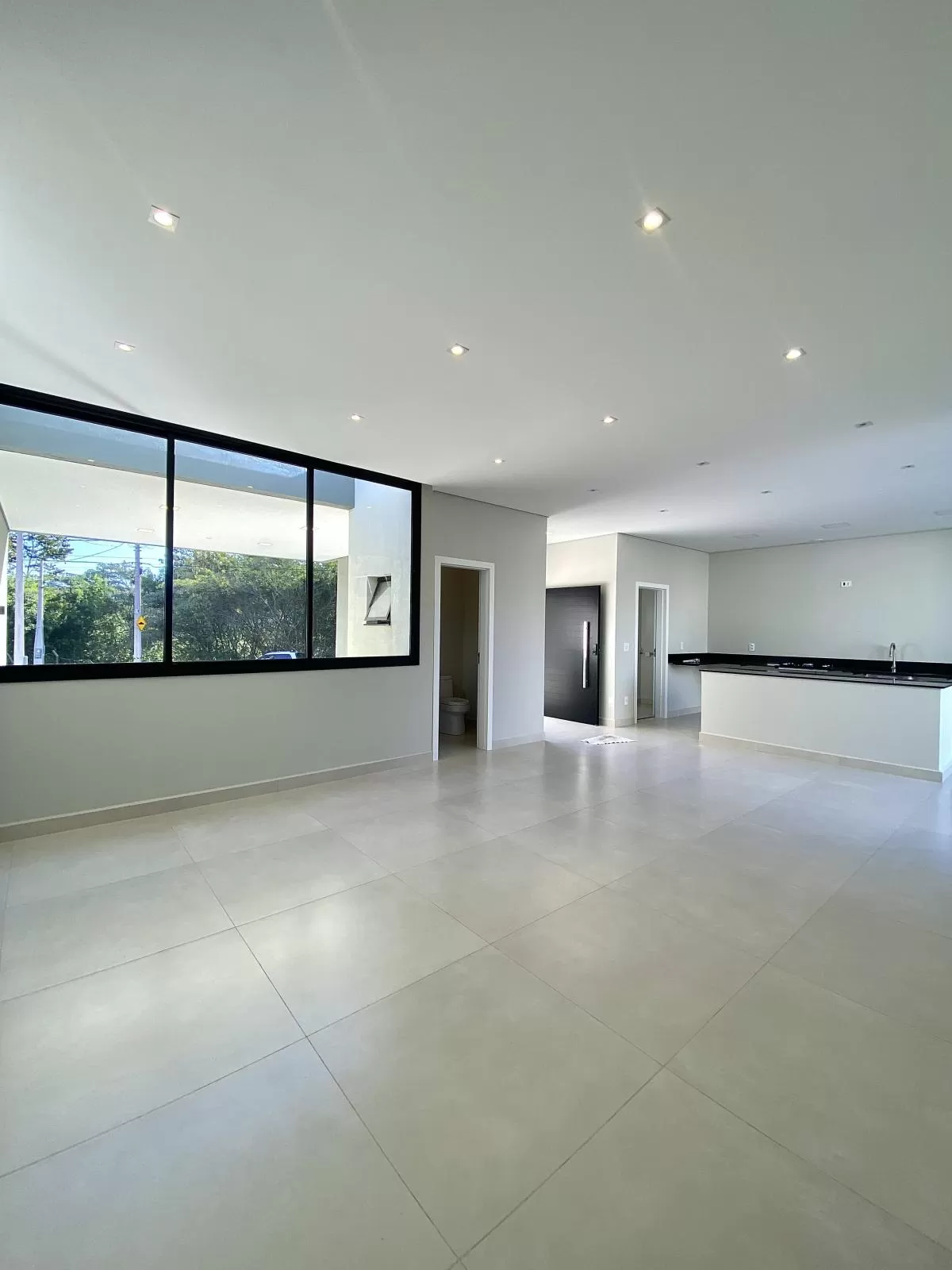 Casa Térrea à Venda no Condomínio Residencial Helena Maria em Sorocaba/SP