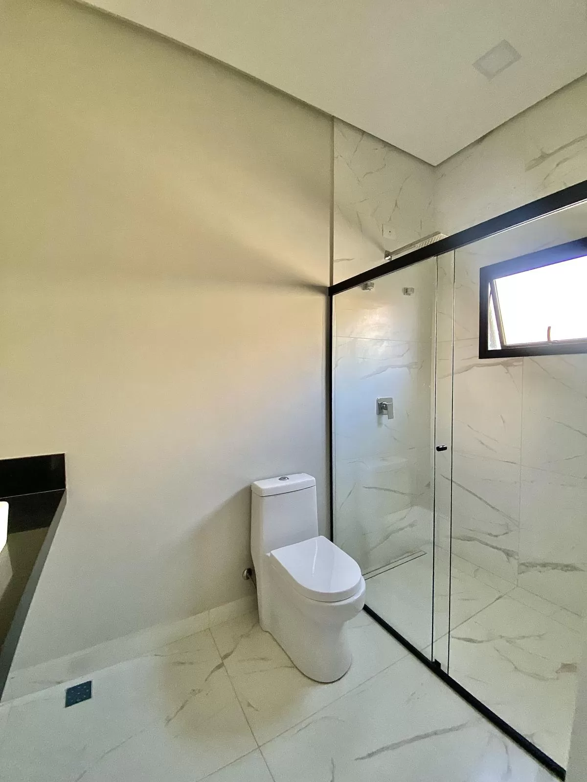 Casa Térrea à Venda no Condomínio Residencial Helena Maria em Sorocaba/SP