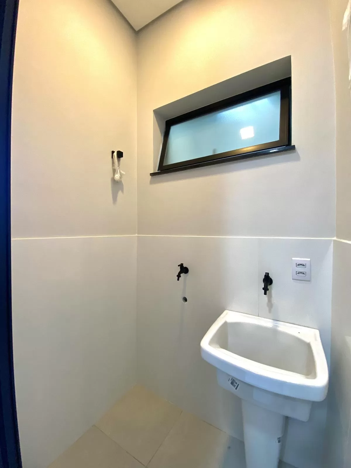 Casa Térrea à Venda no Condomínio Residencial Helena Maria em Sorocaba/SP