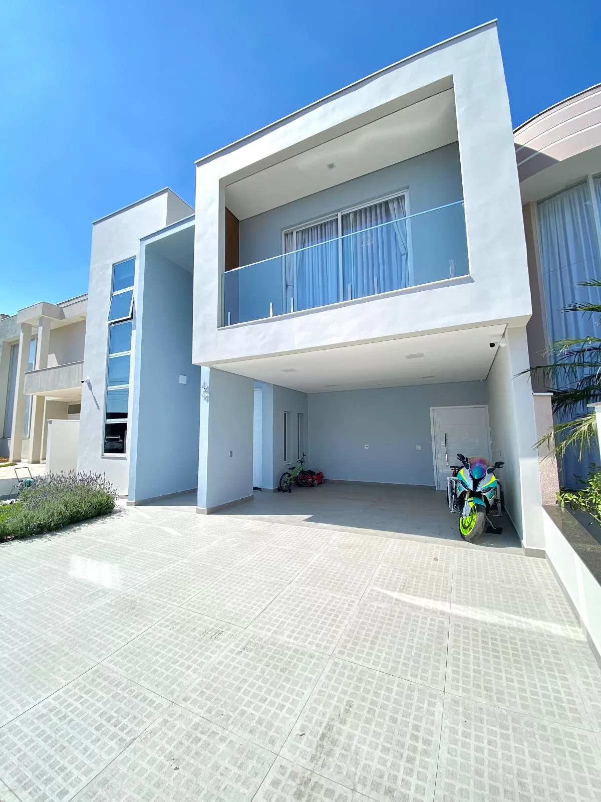 Sobrado à Venda com 3 suítes e piscina, 390m² em Sorocaba/SP no Condomínio Ibiti Royal Park