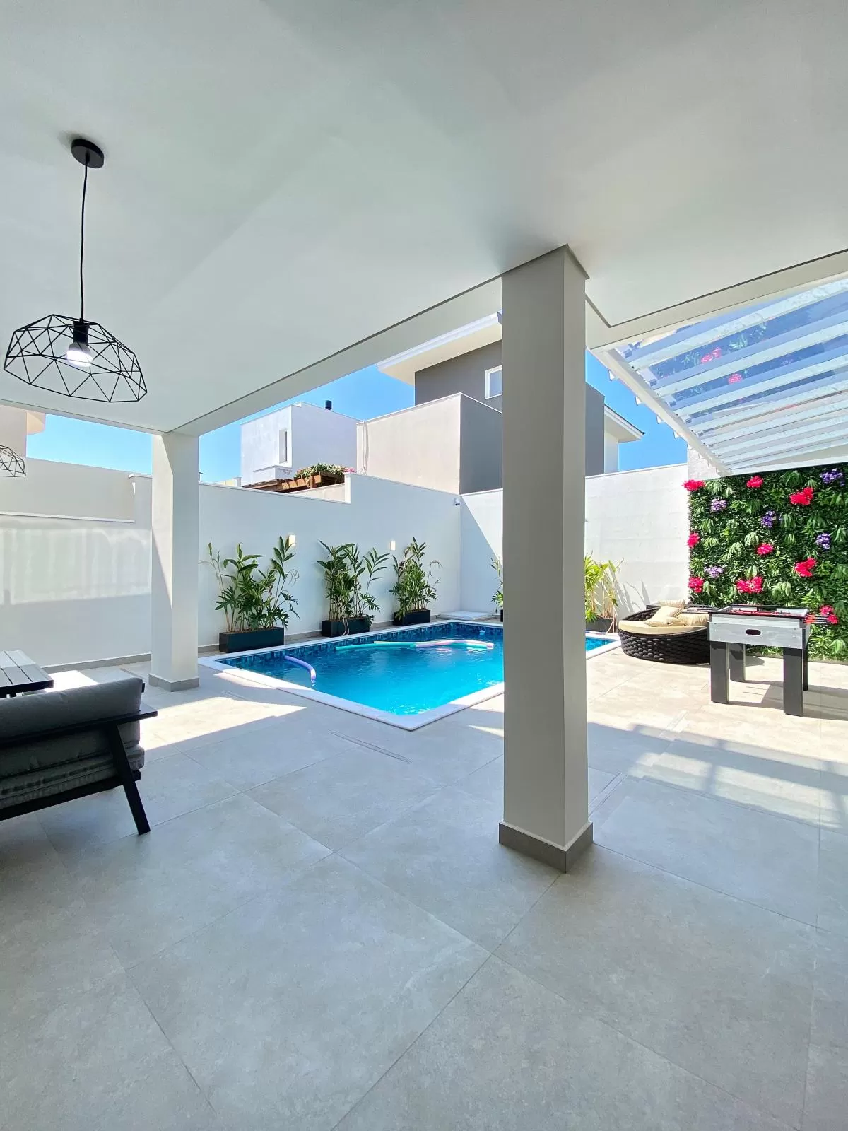 Sobrado à Venda com 3 suítes e piscina, 390m² em Sorocaba/SP no Condomínio Ibiti Royal Park