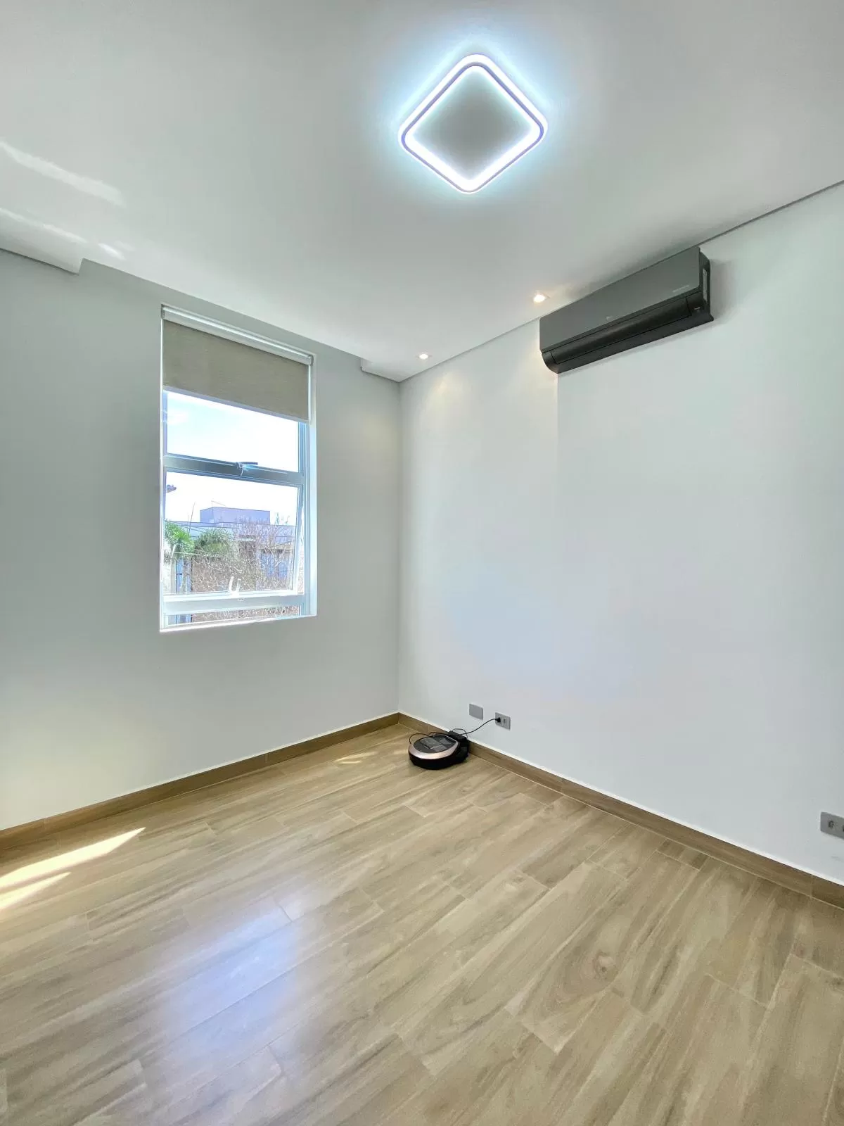 Sobrado à Venda com 3 suítes e piscina, 390m² em Sorocaba/SP no Condomínio Ibiti Royal Park