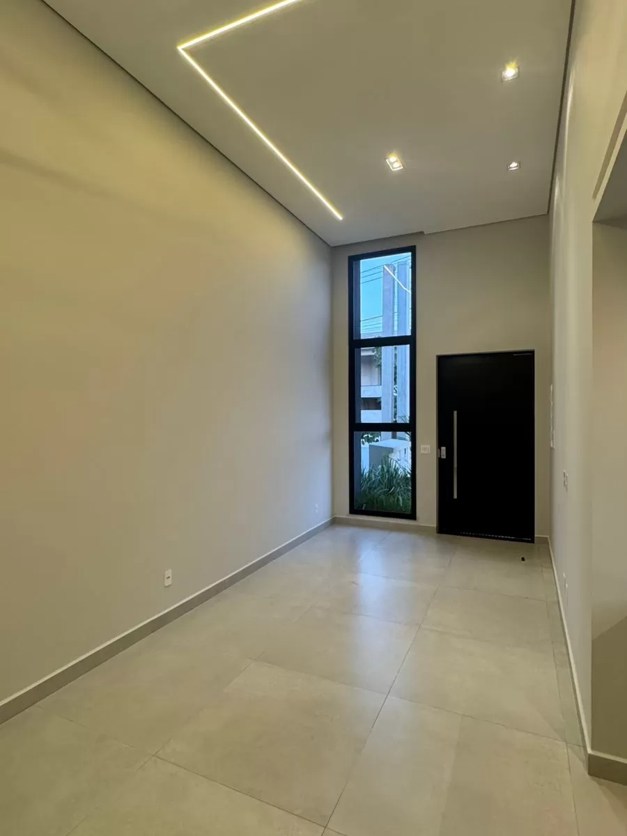 Linda Casa à Venda no Condomínio Villagio Wanel em Sorocaba/SP