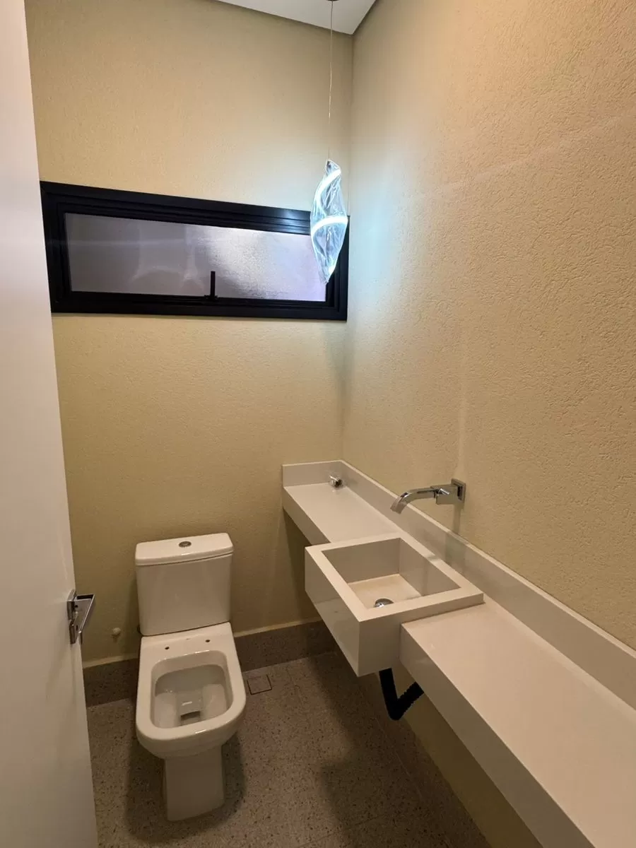 Linda Casa à Venda no Condomínio Villagio Wanel em Sorocaba/SP