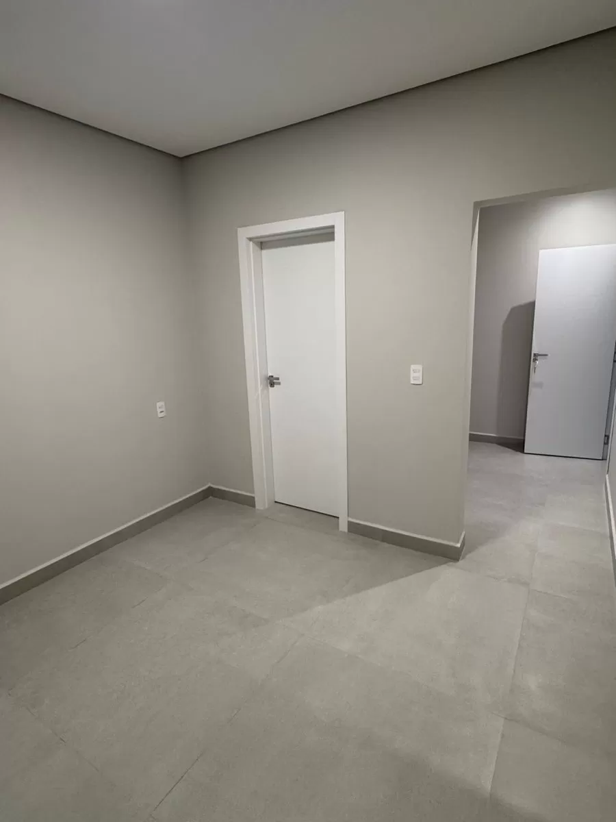 Linda Casa à Venda no Condomínio Villagio Wanel em Sorocaba/SP