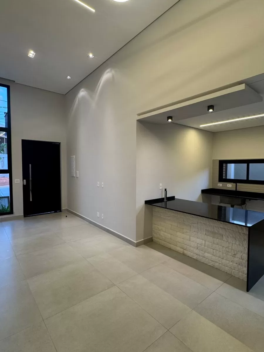 Linda Casa à Venda no Condomínio Villagio Wanel em Sorocaba/SP