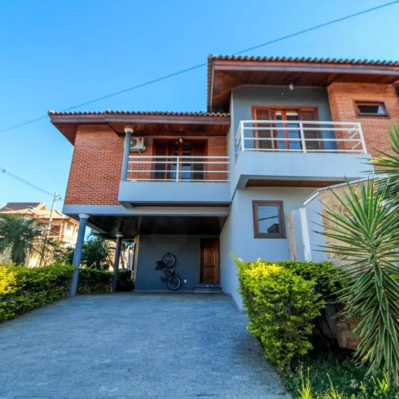 Sobrado à Venda com 3 suítes e piscina, 255m² - Condomínio Ibiti do Paço em Sorocaba/SP