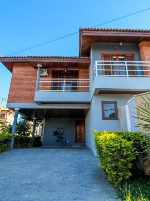 Sobrado à Venda com 3 suítes e piscina, 255m² - Condomínio Ibiti do Paço em Sorocaba/SP