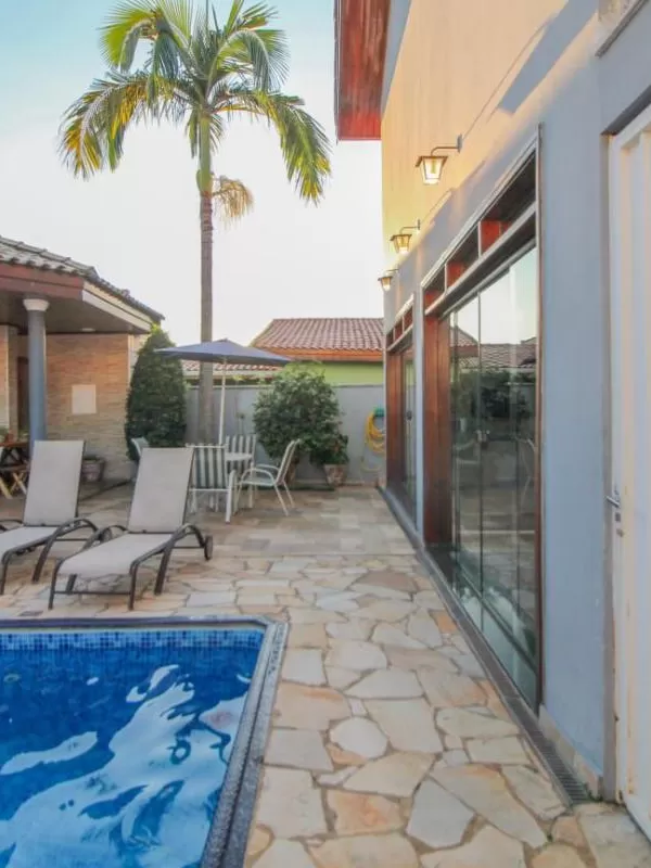 Sobrado à Venda com 3 suítes e piscina, 255m² - Condomínio Ibiti do Paço em Sorocaba/SP