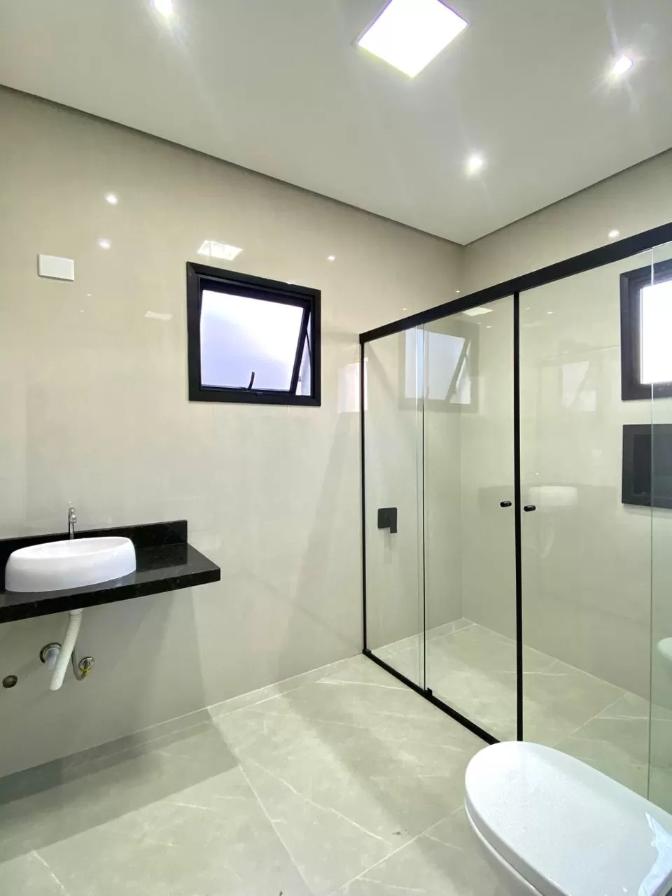 Casa Térrea à Venda com 3 suítes, 186m² - Condomínio Campos do Conde em Sorocaba/SP