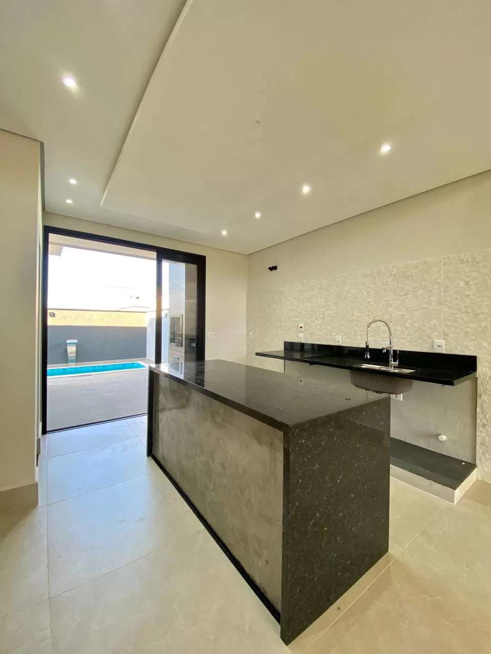 Casa Térrea à Venda com 3 suítes, 186m² - Condomínio Campos do Conde em Sorocaba/SP