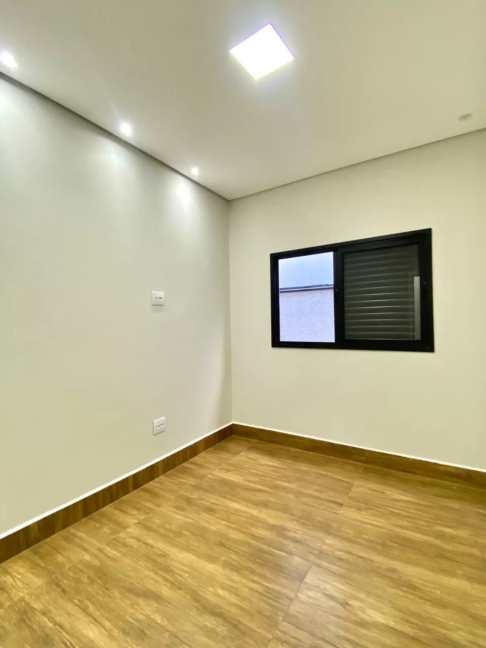 Casa Térrea à Venda com 3 suítes, 186m² - Condomínio Campos do Conde em Sorocaba/SP