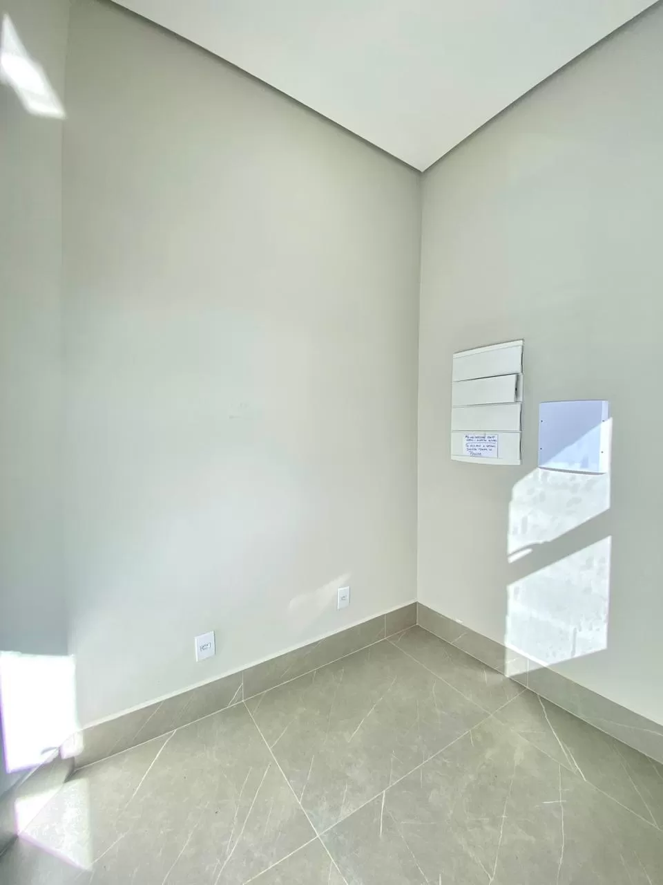 Casa Térrea à Venda com 3 suítes, 186m² - Condomínio Campos do Conde em Sorocaba/SP