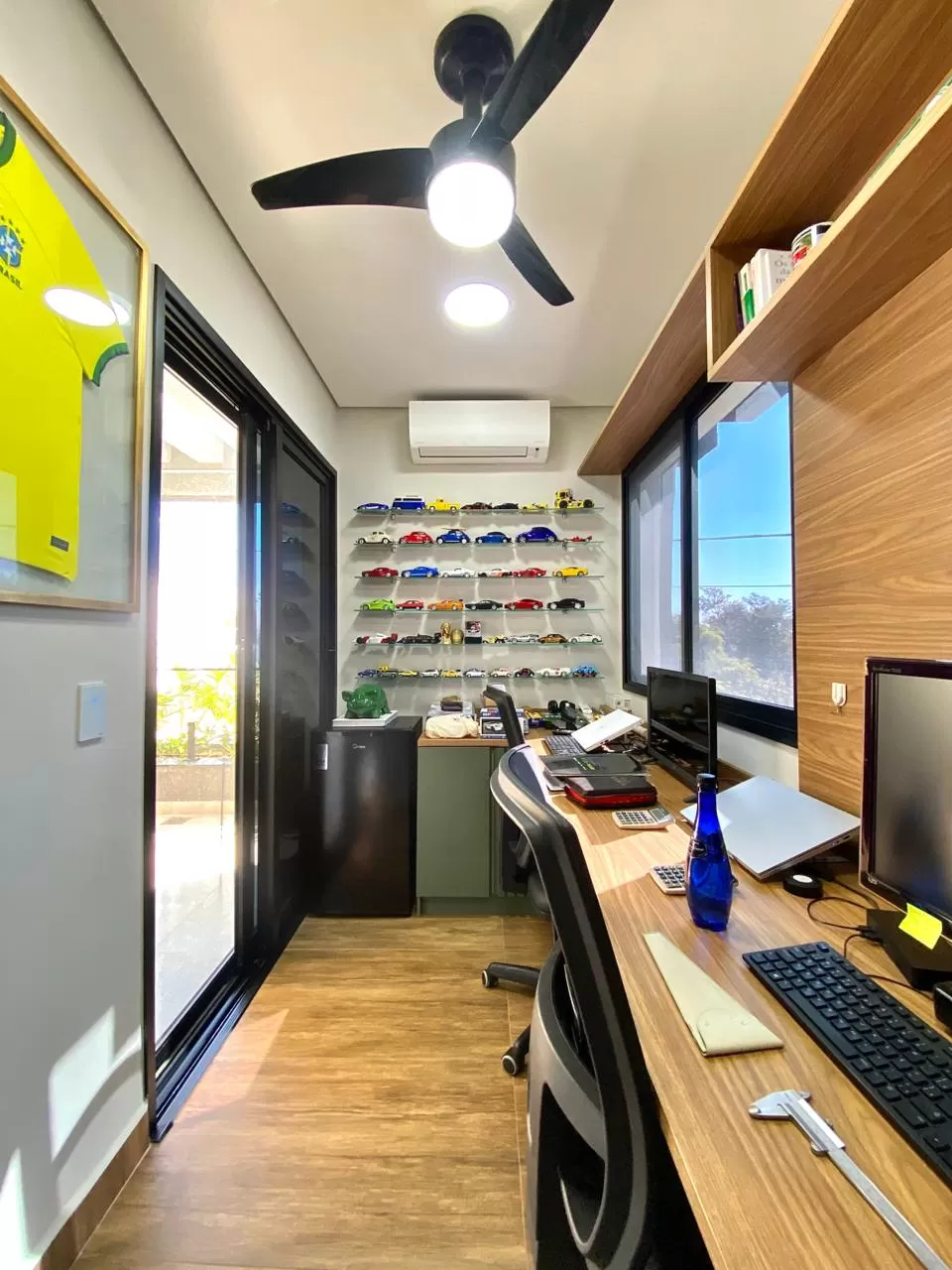 Sobrado de Esquina à Venda com 3 suítes, 233m² - Condomínio Campos do Conde em Sorocaba/SP