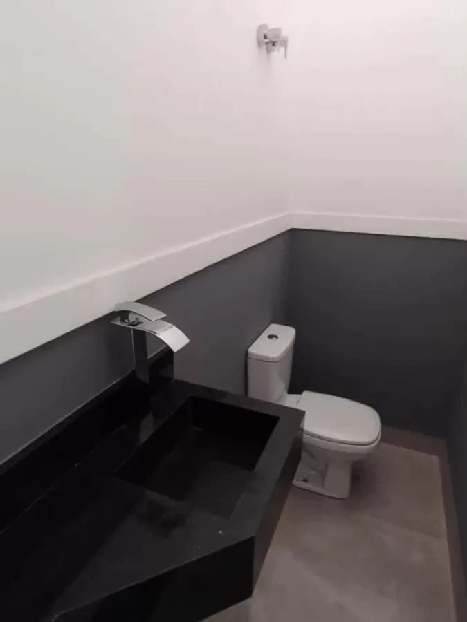 Casa à Venda com 3 quartos sendo 1 suíte master, 130m² - Condomínio Villagio Milano em Sorocaba/SP