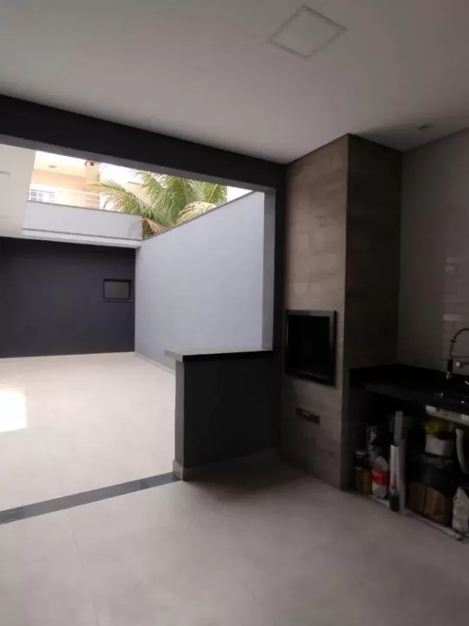 Casa à Venda com 3 quartos sendo 1 suíte master, 130m² - Condomínio Villagio Milano em Sorocaba/SP