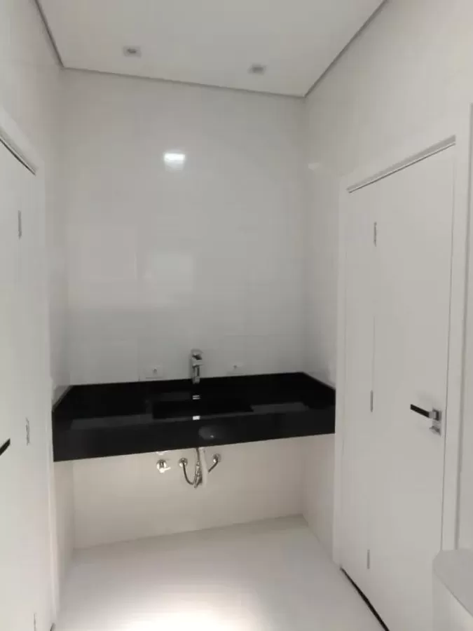 Casa à Venda com 3 quartos sendo 1 suíte master, 130m² - Condomínio Villagio Milano em Sorocaba/SP