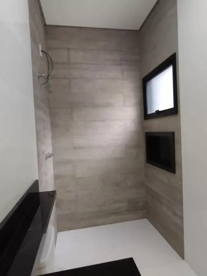 Casa à Venda com 3 quartos sendo 1 suíte master, 130m² - Condomínio Villagio Milano em Sorocaba/SP