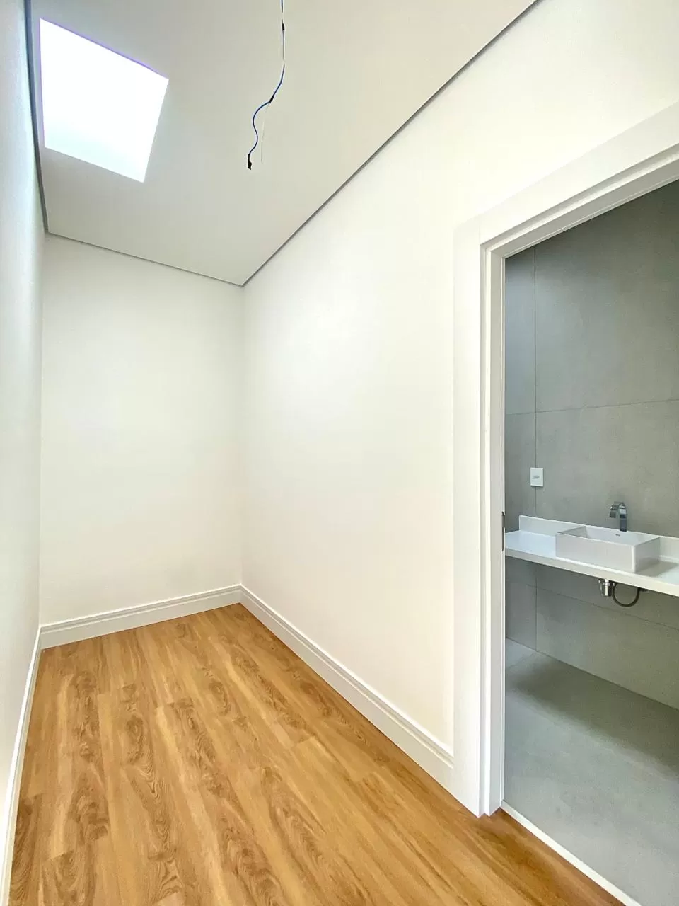 Sobrado à Venda com 4 suítes e piscina, 358m² em Votorantim - Condomínio Alphaville Nova Esplanada em Votorantim/SP