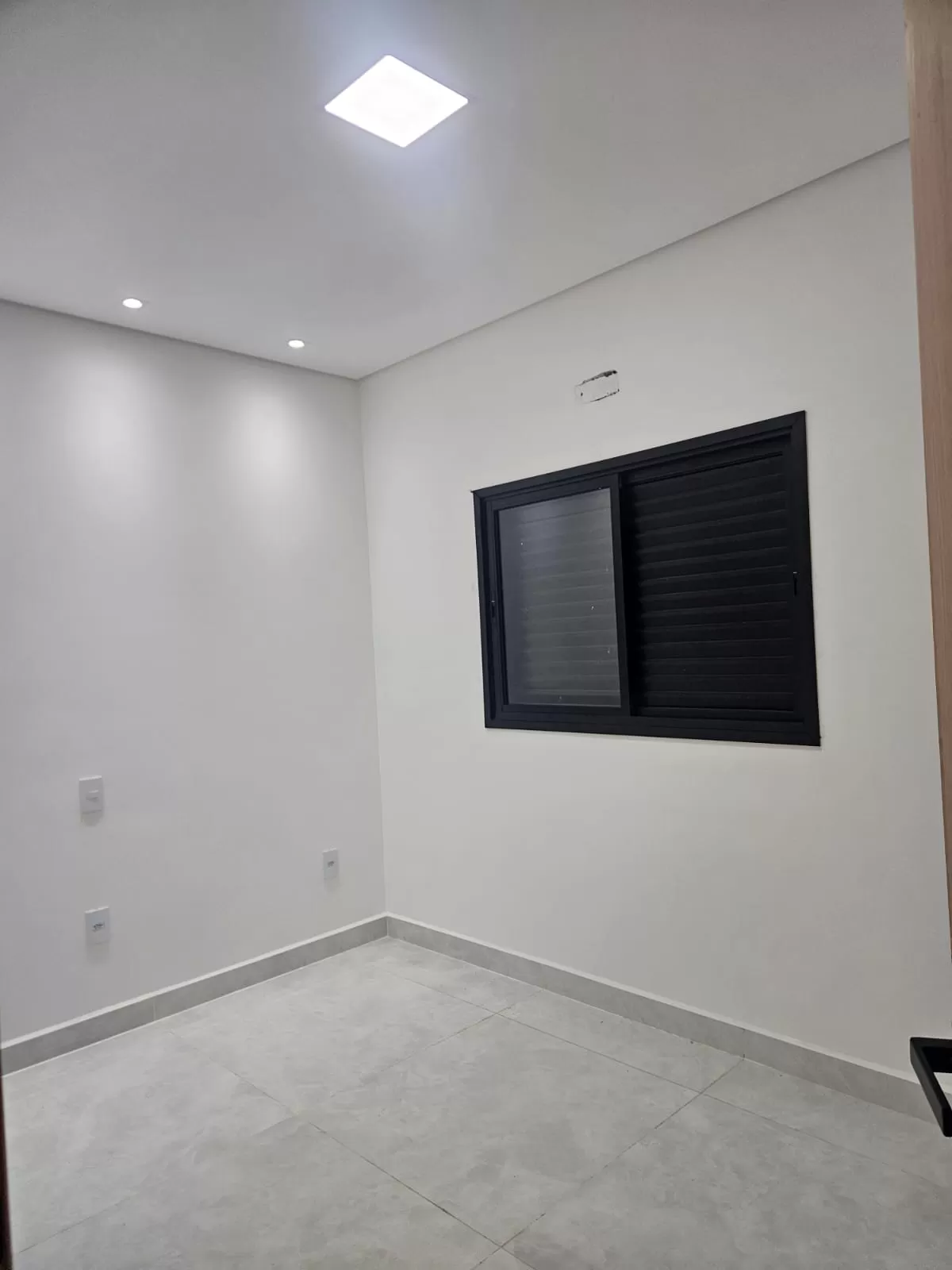 Casa à Venda com 3 dormitórios, 98m² em Sorocaba/SP - Condomínio Horto Florestal Villagio em Sorocaba/SP
