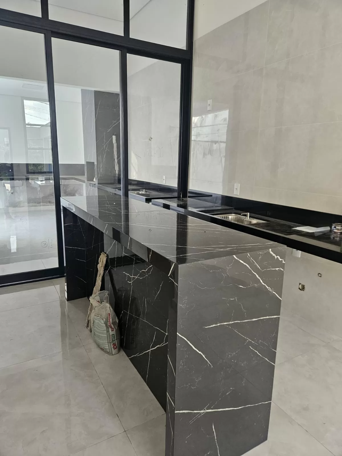 Casa à Venda com 3 dormitórios, 98m² em Sorocaba/SP - Condomínio Horto Florestal Villagio em Sorocaba/SP