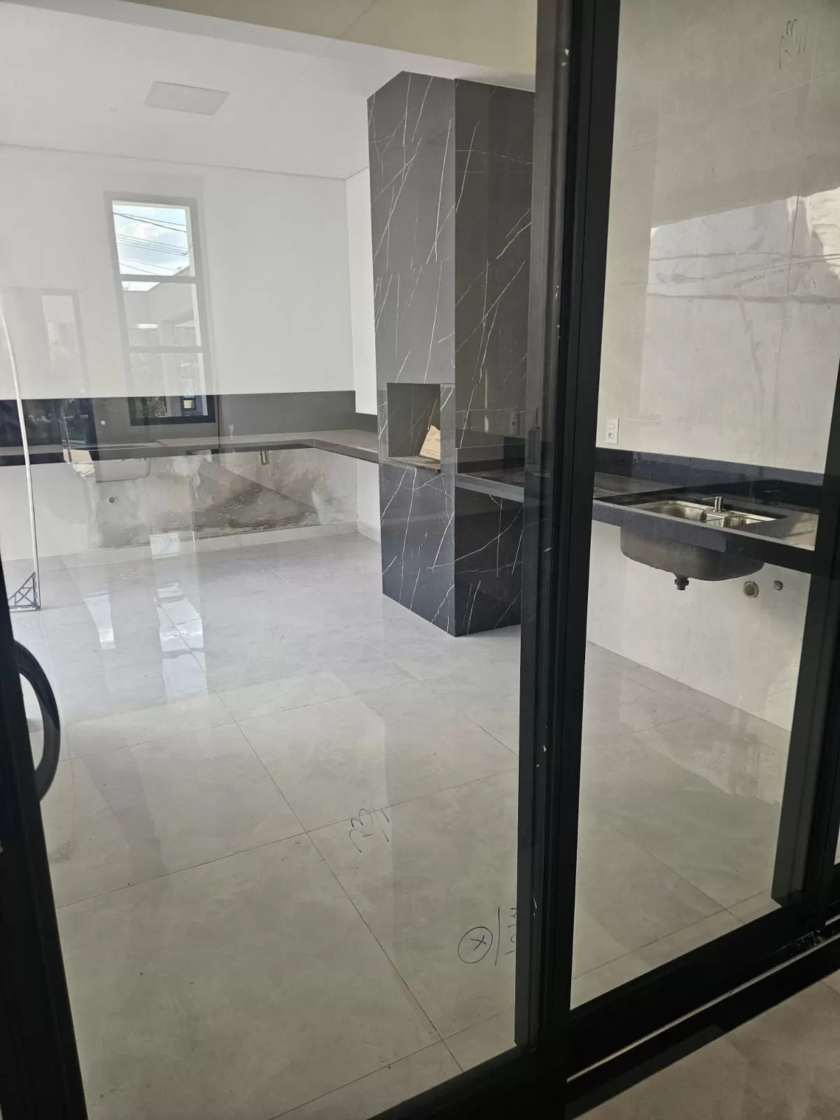 Casa à Venda com 3 dormitórios, 98m² em Sorocaba/SP - Condomínio Horto Florestal Villagio em Sorocaba/SP