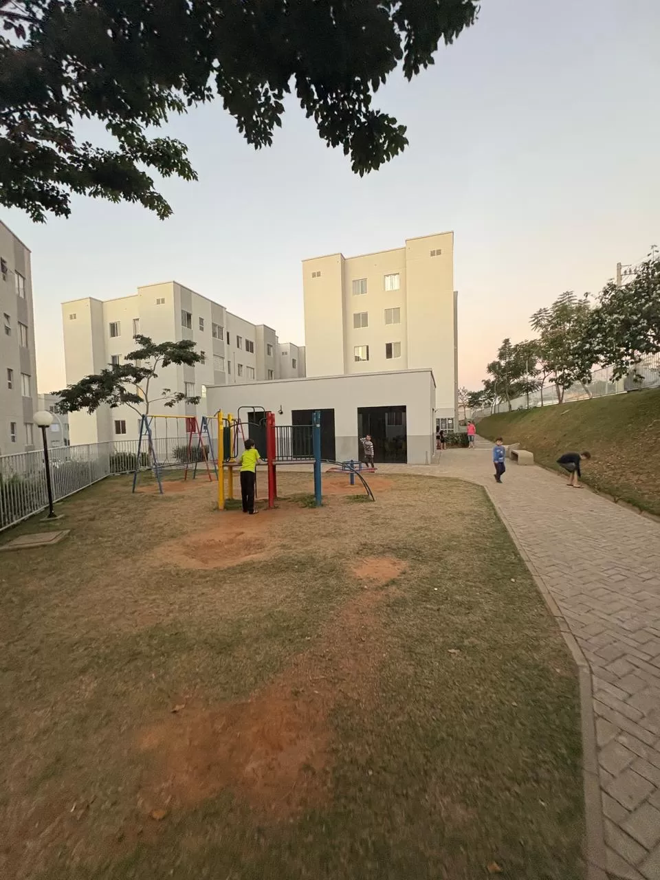 Apartamento à Venda com 2 quartos e acabamento moderno, 47m² em Votorantim/SP no Condomínio Residencial Conquista