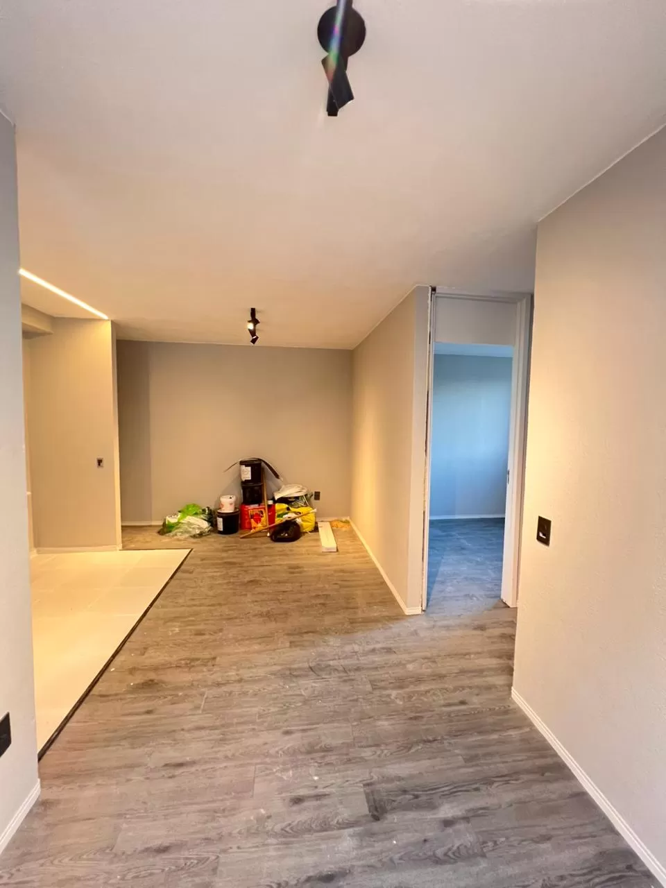 Apartamento à Venda com 2 quartos e acabamento moderno, 47m² em Votorantim/SP no Condomínio Residencial Conquista