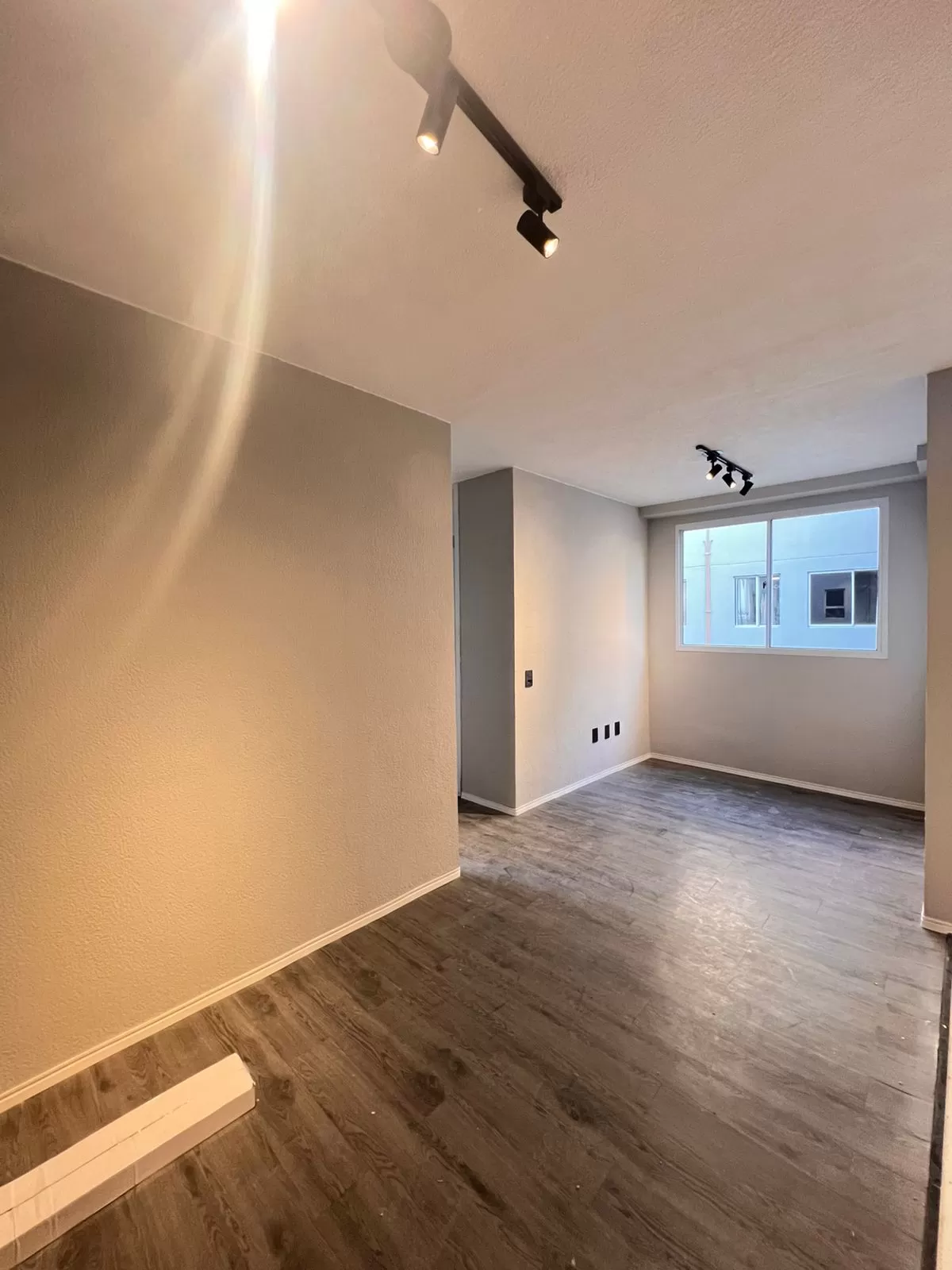 Apartamento à Venda com 2 quartos e acabamento moderno, 47m² em Votorantim/SP no Condomínio Residencial Conquista