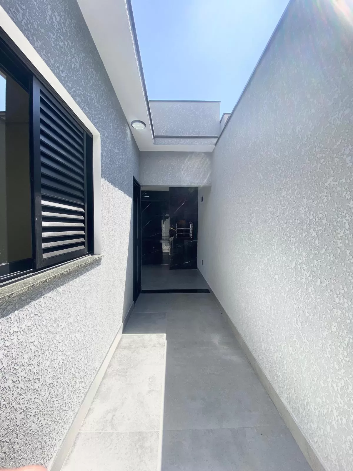 Casa Térrea à Venda com 3 quartos sendo 1 suíte e área gourmet com churrasqueira, 108m² em Sorocaba/SP no Condomínio Terras de São Francisco