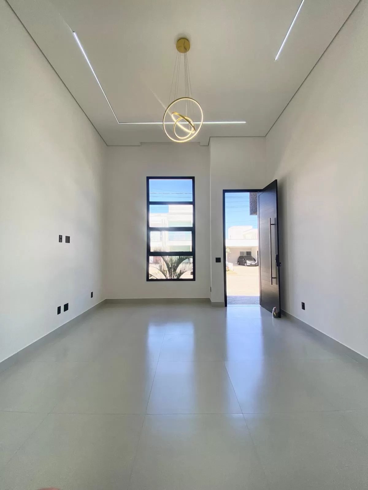 Casa Térrea à Venda com 3 quartos sendo 1 suíte e área gourmet com churrasqueira, 108m² em Sorocaba/SP no Condomínio Terras de São Francisco